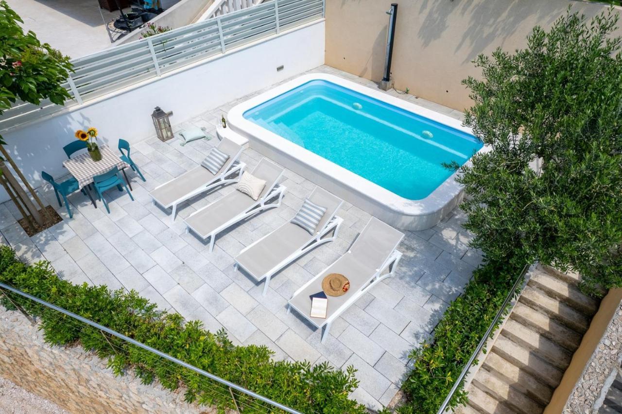 "Villa Del Mar" Beach Villa มีมิตเซ ภายนอก รูปภาพ